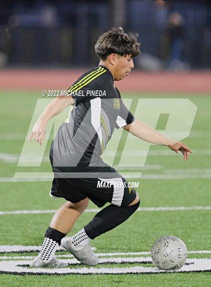 Thumbnail 1 in Panorama vs. Sunny Hills (CIF SoCal Regional D3 First Round) photogallery.