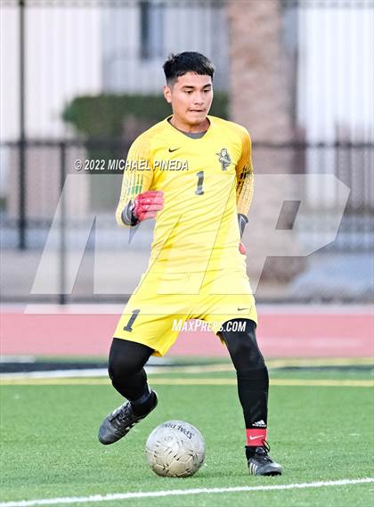 Thumbnail 3 in Panorama vs. Sunny Hills (CIF SoCal Regional D3 First Round) photogallery.