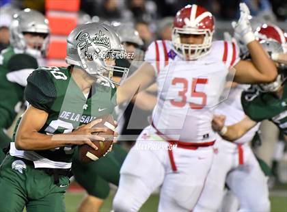 Thumbnail 2 in Mater Dei vs. De La Salle (CIF State Open Division Final) photogallery.