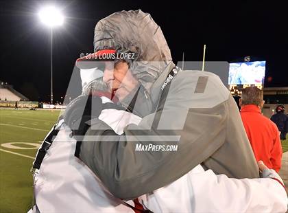 Thumbnail 3 in Mater Dei vs. De La Salle (CIF State Open Division Final) photogallery.