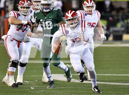 Thumbnail 2 in Mater Dei vs. De La Salle (CIF State Open Division Final) photogallery.