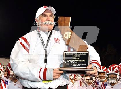 Thumbnail 1 in Mater Dei vs. De La Salle (CIF State Open Division Final) photogallery.