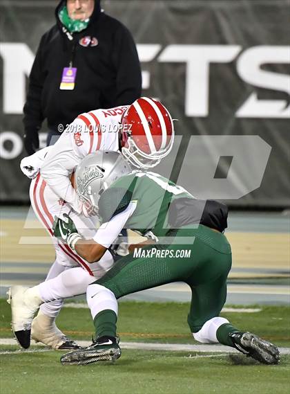 Thumbnail 3 in Mater Dei vs. De La Salle (CIF State Open Division Final) photogallery.