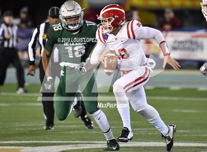 Thumbnail 3 in Mater Dei vs. De La Salle (CIF State Open Division Final) photogallery.