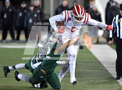 Thumbnail 1 in Mater Dei vs. De La Salle (CIF State Open Division Final) photogallery.