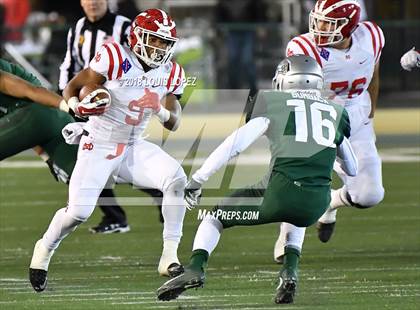 Thumbnail 1 in Mater Dei vs. De La Salle (CIF State Open Division Final) photogallery.