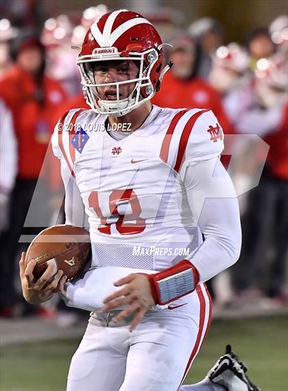 Thumbnail 2 in Mater Dei vs. De La Salle (CIF State Open Division Final) photogallery.