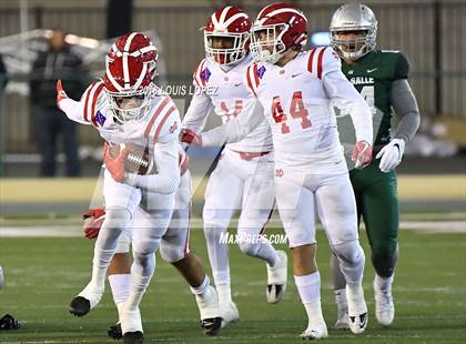 Thumbnail 2 in Mater Dei vs. De La Salle (CIF State Open Division Final) photogallery.