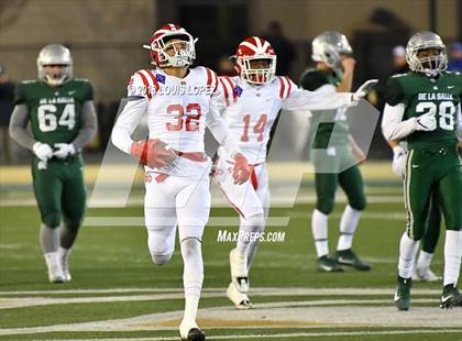 Thumbnail 2 in Mater Dei vs. De La Salle (CIF State Open Division Final) photogallery.