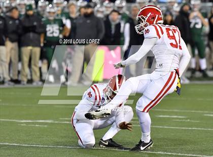 Thumbnail 1 in Mater Dei vs. De La Salle (CIF State Open Division Final) photogallery.