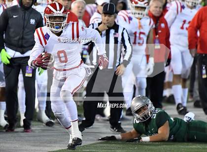Thumbnail 2 in Mater Dei vs. De La Salle (CIF State Open Division Final) photogallery.