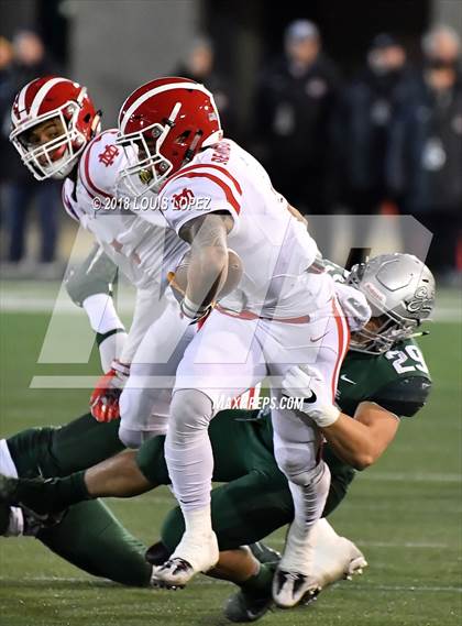 Thumbnail 3 in Mater Dei vs. De La Salle (CIF State Open Division Final) photogallery.