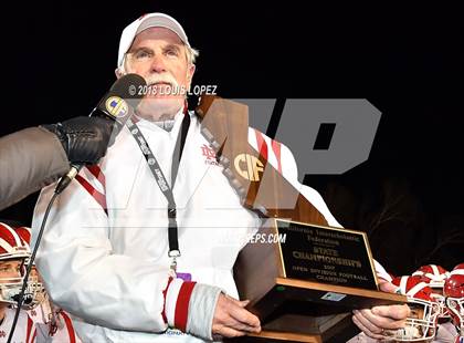 Thumbnail 1 in Mater Dei vs. De La Salle (CIF State Open Division Final) photogallery.
