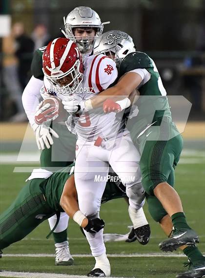 Thumbnail 2 in Mater Dei vs. De La Salle (CIF State Open Division Final) photogallery.