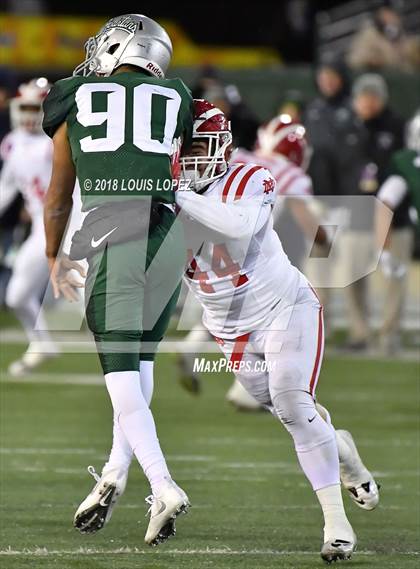Thumbnail 1 in Mater Dei vs. De La Salle (CIF State Open Division Final) photogallery.