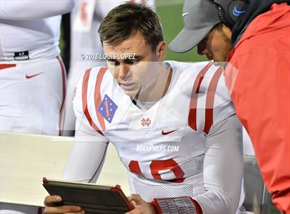 Thumbnail 2 in Mater Dei vs. De La Salle (CIF State Open Division Final) photogallery.