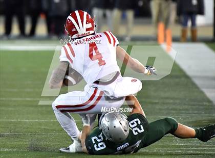Thumbnail 1 in Mater Dei vs. De La Salle (CIF State Open Division Final) photogallery.