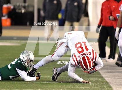 Thumbnail 3 in Mater Dei vs. De La Salle (CIF State Open Division Final) photogallery.