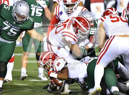 Thumbnail 3 in Mater Dei vs. De La Salle (CIF State Open Division Final) photogallery.