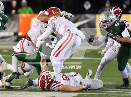 Thumbnail 1 in Mater Dei vs. De La Salle (CIF State Open Division Final) photogallery.