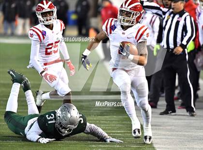 Thumbnail 2 in Mater Dei vs. De La Salle (CIF State Open Division Final) photogallery.