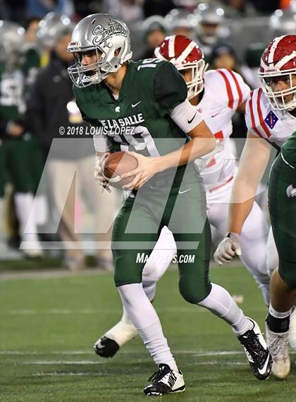 Thumbnail 2 in Mater Dei vs. De La Salle (CIF State Open Division Final) photogallery.