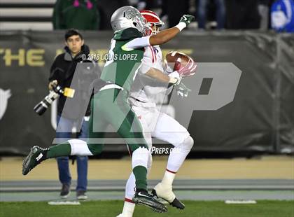 Thumbnail 3 in Mater Dei vs. De La Salle (CIF State Open Division Final) photogallery.