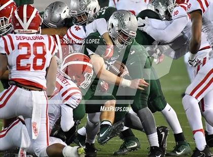 Thumbnail 1 in Mater Dei vs. De La Salle (CIF State Open Division Final) photogallery.