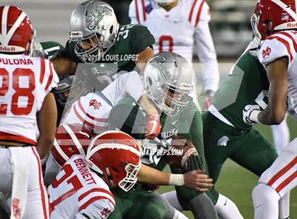 Thumbnail 2 in Mater Dei vs. De La Salle (CIF State Open Division Final) photogallery.