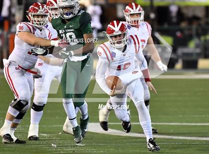 Thumbnail 1 in Mater Dei vs. De La Salle (CIF State Open Division Final) photogallery.