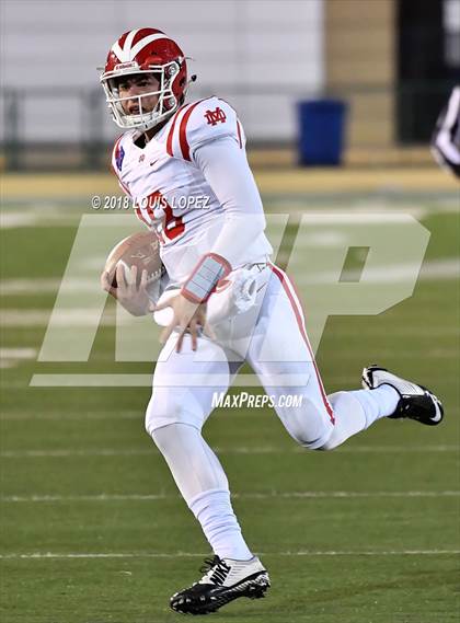 Thumbnail 2 in Mater Dei vs. De La Salle (CIF State Open Division Final) photogallery.