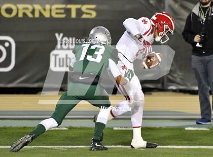 Thumbnail 1 in Mater Dei vs. De La Salle (CIF State Open Division Final) photogallery.