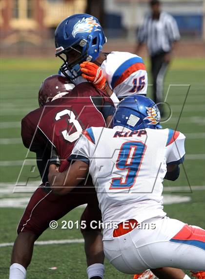 Thumbnail 3 in KIPP Collegiate vs. Kingsbury photogallery.