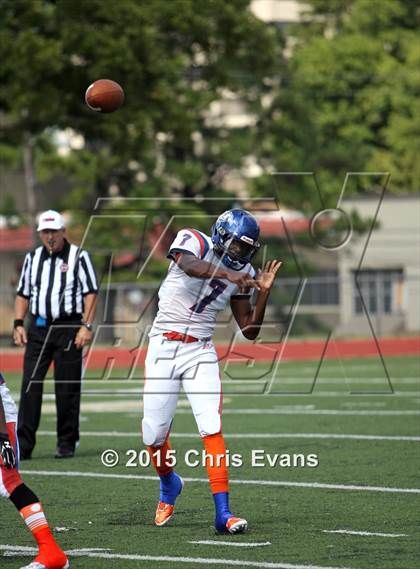 Thumbnail 2 in KIPP Collegiate vs. Kingsbury photogallery.