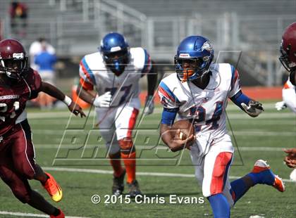Thumbnail 2 in KIPP Collegiate vs. Kingsbury photogallery.