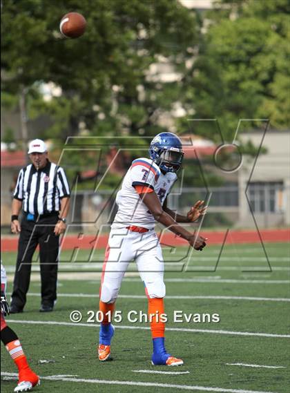Thumbnail 3 in KIPP Collegiate vs. Kingsbury photogallery.