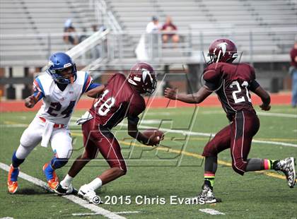 Thumbnail 1 in KIPP Collegiate vs. Kingsbury photogallery.