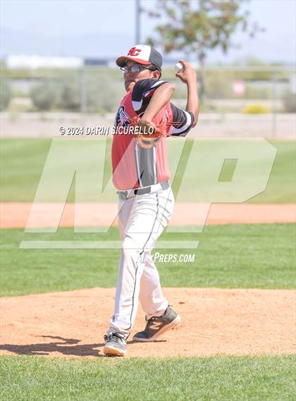 Thumbnail 2 in San Carlos vs Window Rock (Epic Tournament) photogallery.