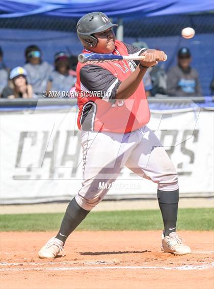Thumbnail 2 in San Carlos vs Window Rock (Epic Tournament) photogallery.