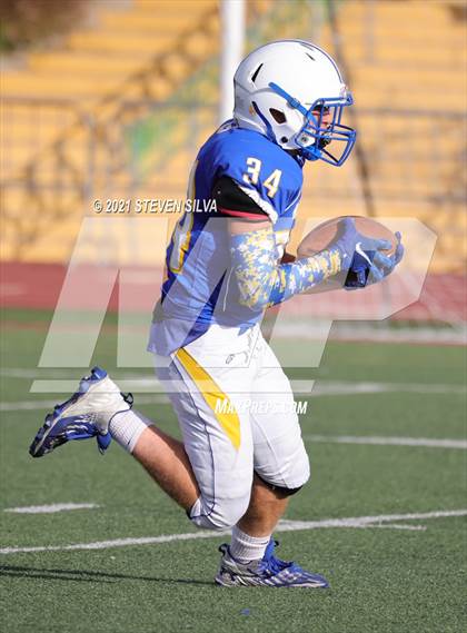 Thumbnail 1 in Poway @ Grossmont photogallery.