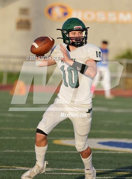 Thumbnail 1 in Poway @ Grossmont photogallery.