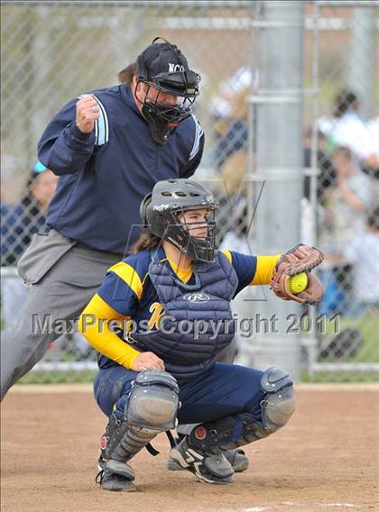 Thumbnail 3 in River City vs. Center (River City Tournament) photogallery.