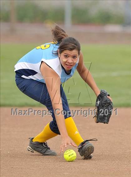 Thumbnail 1 in River City vs. Center (River City Tournament) photogallery.