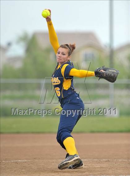 Thumbnail 1 in River City vs. Center (River City Tournament) photogallery.