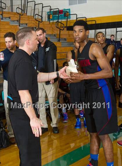 Thumbnail 3 in Dawson [Glenda] vs Mansfield Summit (McDonald's Texas Invitational) photogallery.