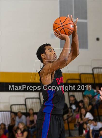 Thumbnail 3 in Dawson [Glenda] vs Mansfield Summit (McDonald's Texas Invitational) photogallery.