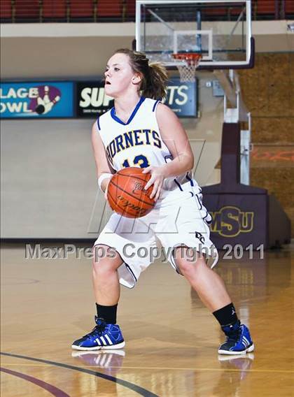 Thumbnail 1 in Petrolia vs. Dodd City (Fantasy of Lights) photogallery.
