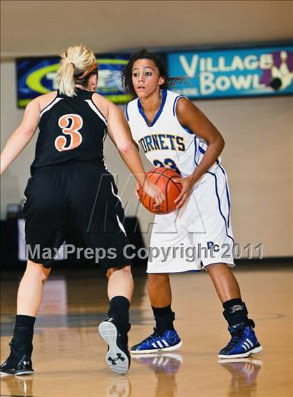Thumbnail 1 in Petrolia vs. Dodd City (Fantasy of Lights) photogallery.