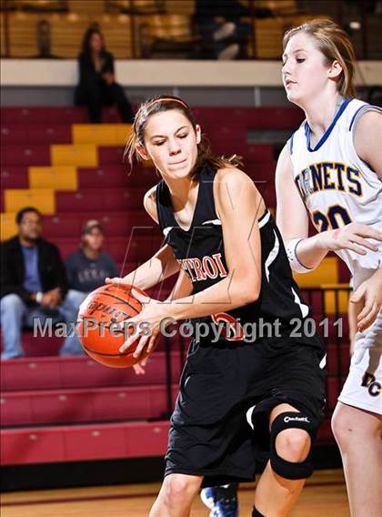 Thumbnail 2 in Petrolia vs. Dodd City (Fantasy of Lights) photogallery.
