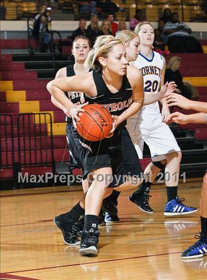 Thumbnail 1 in Petrolia vs. Dodd City (Fantasy of Lights) photogallery.